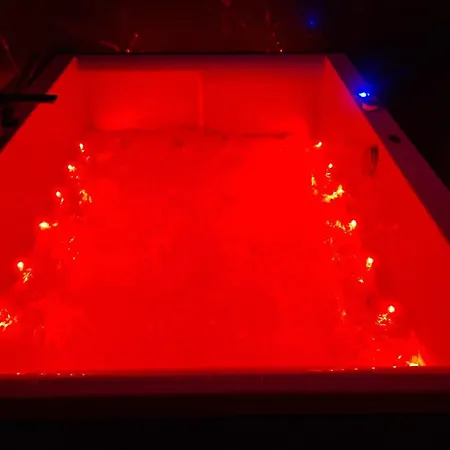 Premium Z Jacuzzi Nad Zegrzem *