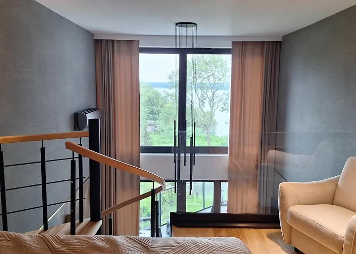 Premium Z Jacuzzi Nad Zegrzem