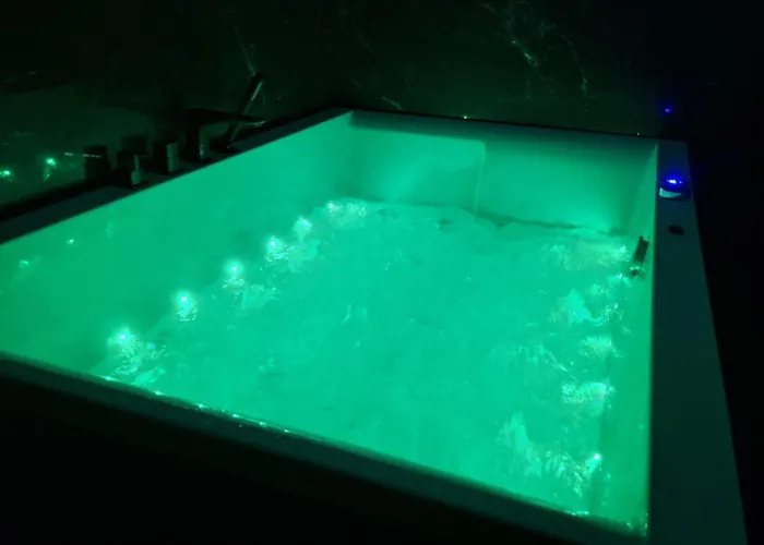 Premium Z Jacuzzi Nad Zegrzem Apartament